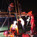 Cuaca Ekstrem Jebak Pemancing di Lamaru, Tim SAR Balikpapan Lakukan Evakuasi Dini Hari