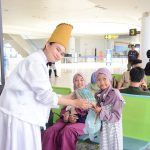 Parade Ramadan Meriahkan Bandara SAMS Sepinggan, Penumpang Dapat Kejutan Hampers