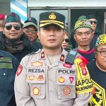 Polsek Balikpapan Utara dan Gardasikat Bagikan 250 Takjil di Simpang Muara Rapak