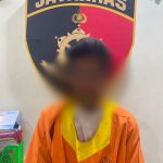 Nekat Gasak Ratusan Dus Keramik, Pemuda di Balikpapan Ditangkap Warga dan Digelandang ke Polisi