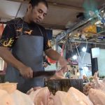 Harga Ayam Potong di Pasar Klandasan Balikpapan Anjlok, Daya Beli Masyarakat Menurun