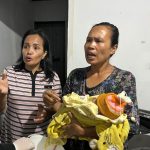 Saya Gemetar Saat Menggendongnya” – Detik-Detik Penyelamatan Bayi Perempuan yang Ditemukan Penuh Pasir