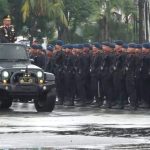Hujan Deras Tak Surutkan Khidmat Upacara Puncak Hari Bhayangkara ke-80 di Balikpapan