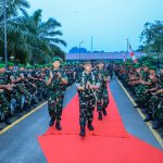 Kunjungan Kerja ke Malinau, Pangdam VI/Mulawarman Perkuat Kesiapan Satuan dan Dukung Pendidikan Anak Perbatasan