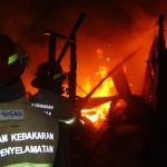 Api Membara di Gunung Guntur, Dua Rumah Warga Ludes Terbakar