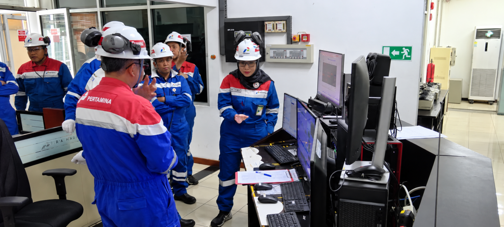 Ruang Controlroom menjadi jantung pendistribusian gas menuju bergabagi pabrik di PT Pupuk Kaltim